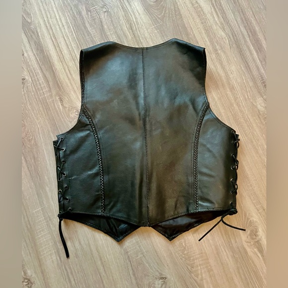 Dream Apparel Black Biker Motorcycle Leather Vest- Size XL - Picture 4 of 10
